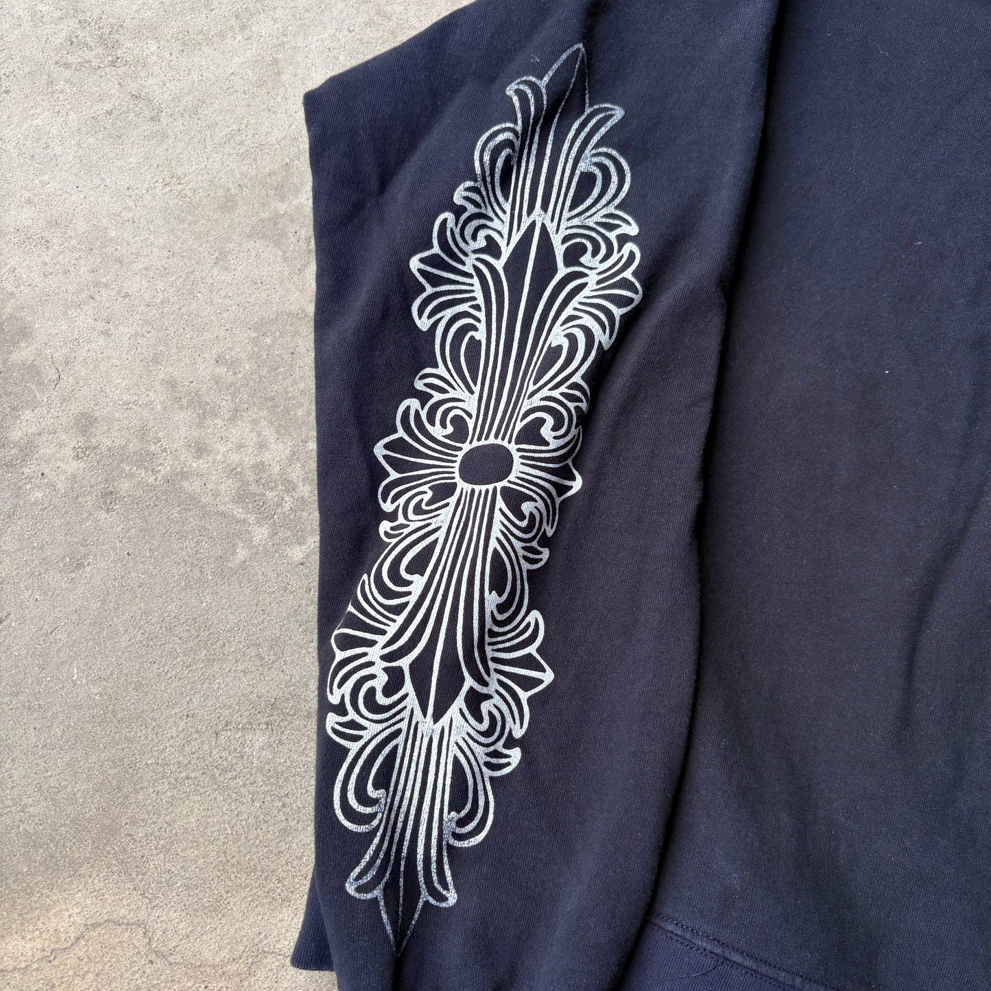 Large Vintage Fleur Crewneck